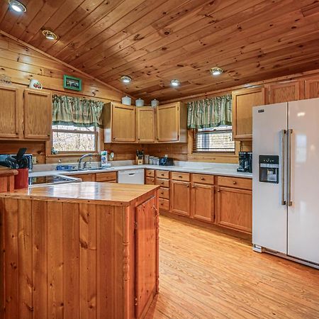Bryson City Cabin With Hot Tub, Views And Pool Table! Buitenkant foto