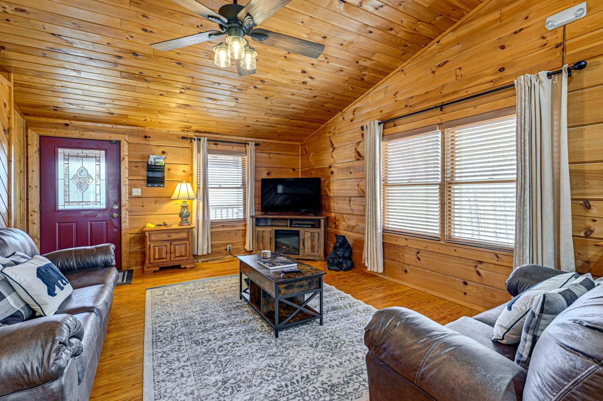 Bryson City Cabin With Hot Tub, Views And Pool Table! Buitenkant foto
