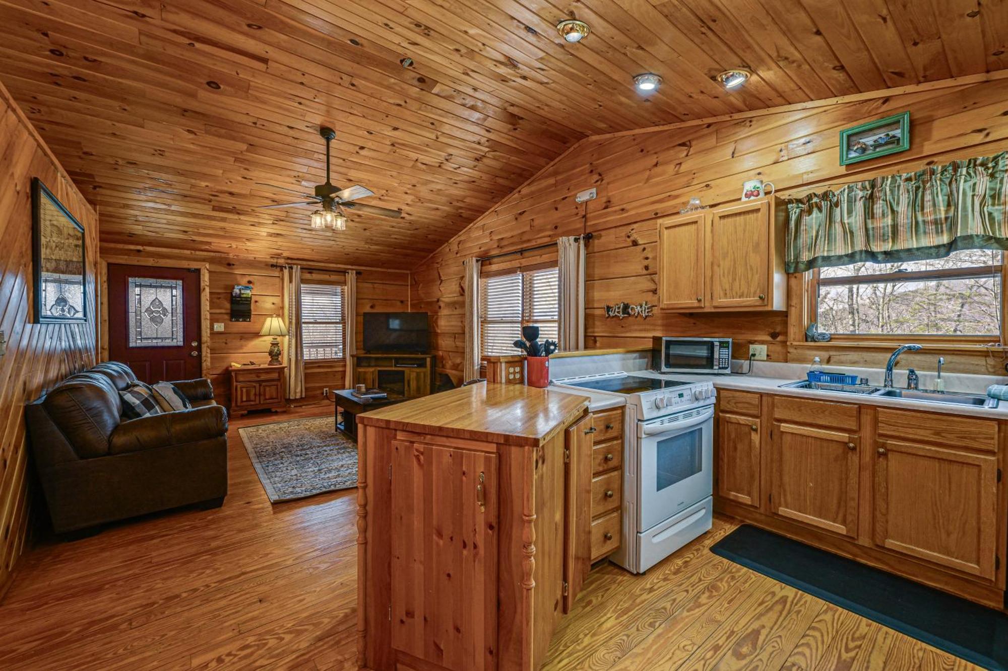 Bryson City Cabin With Hot Tub, Views And Pool Table! Buitenkant foto