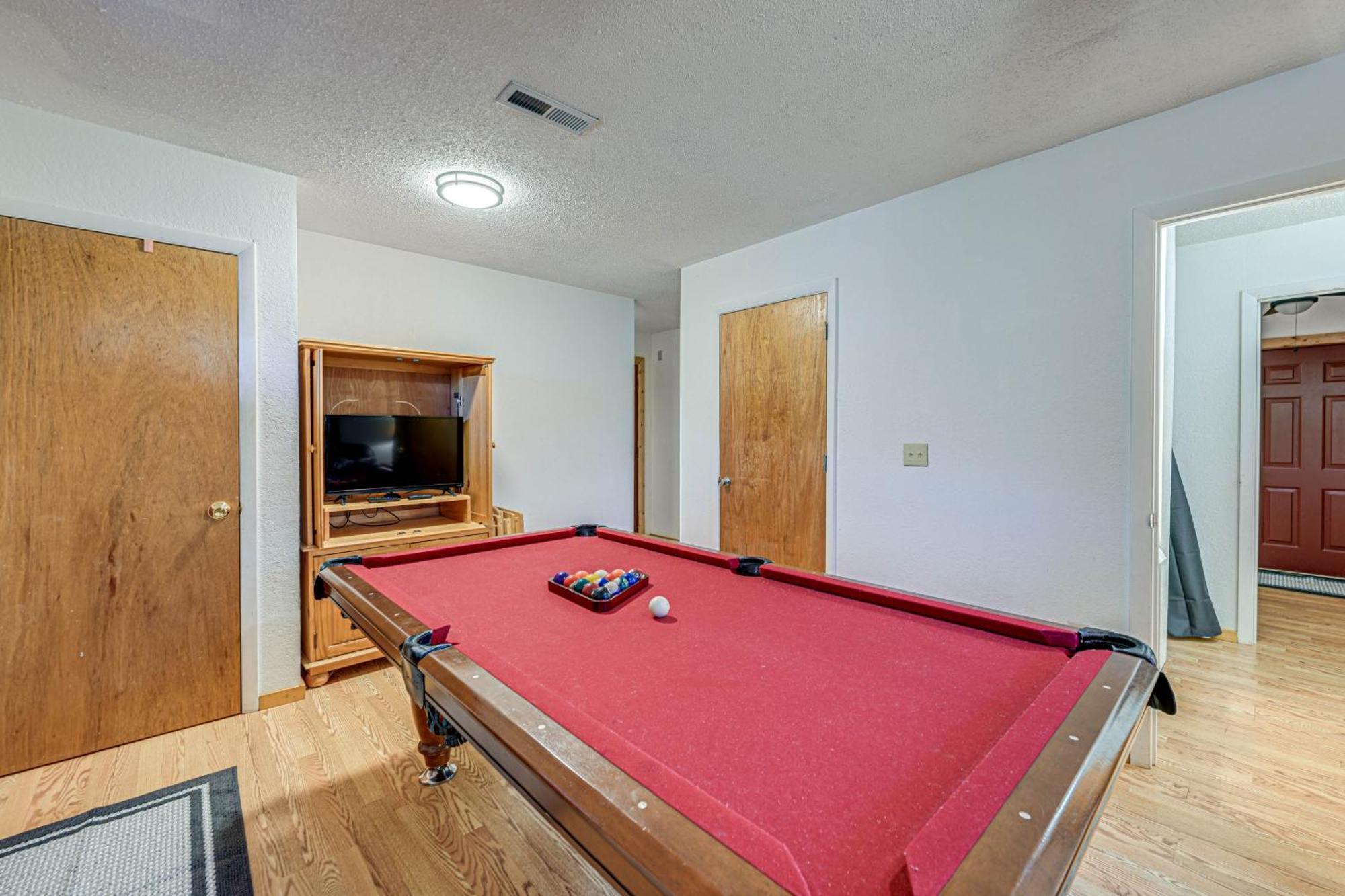 Bryson City Cabin With Hot Tub, Views And Pool Table! Buitenkant foto